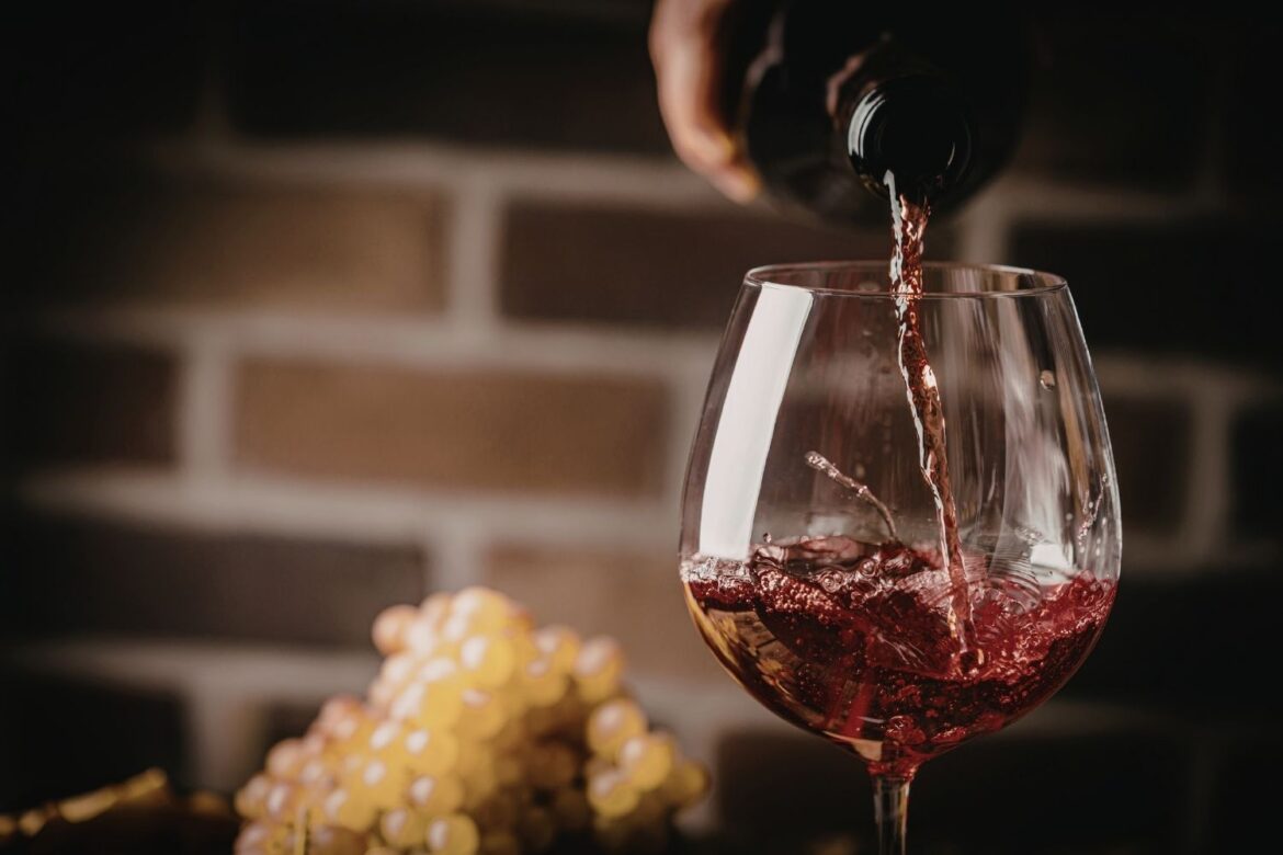 Quels sont les accessoires essentiels pour une dégustation à domicile ?